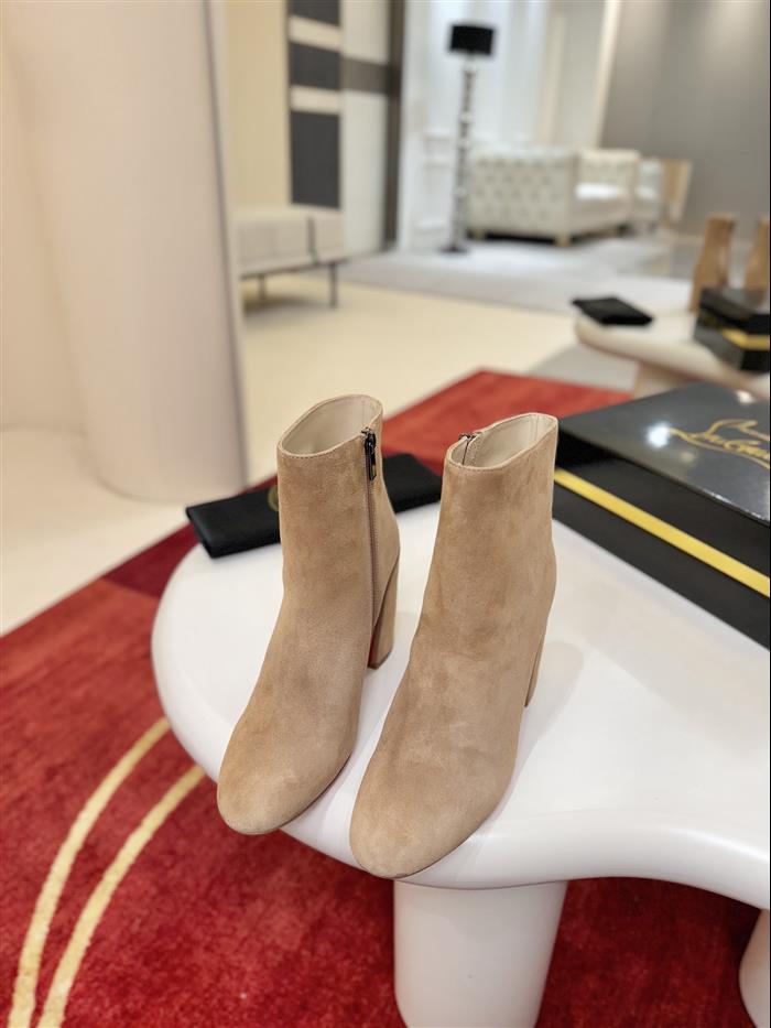 2025112818816729 380